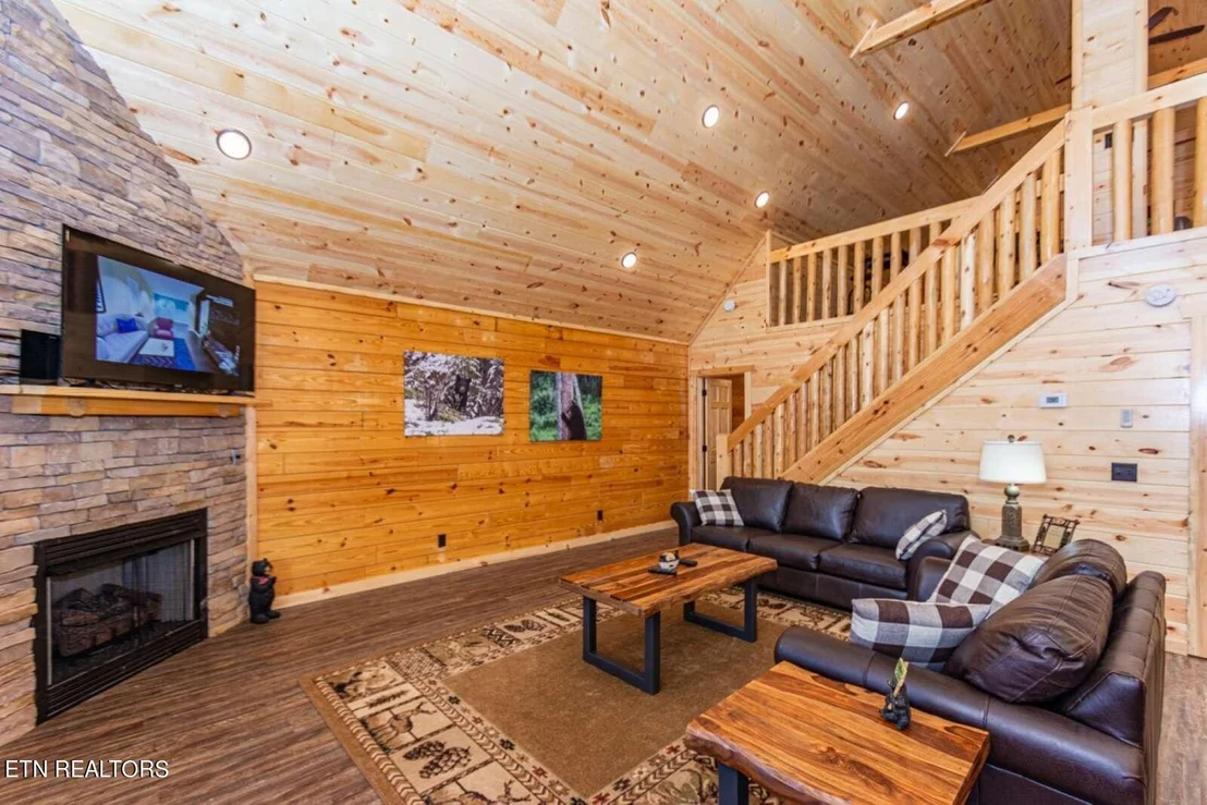 Photo of 220 Forrest Loop Way