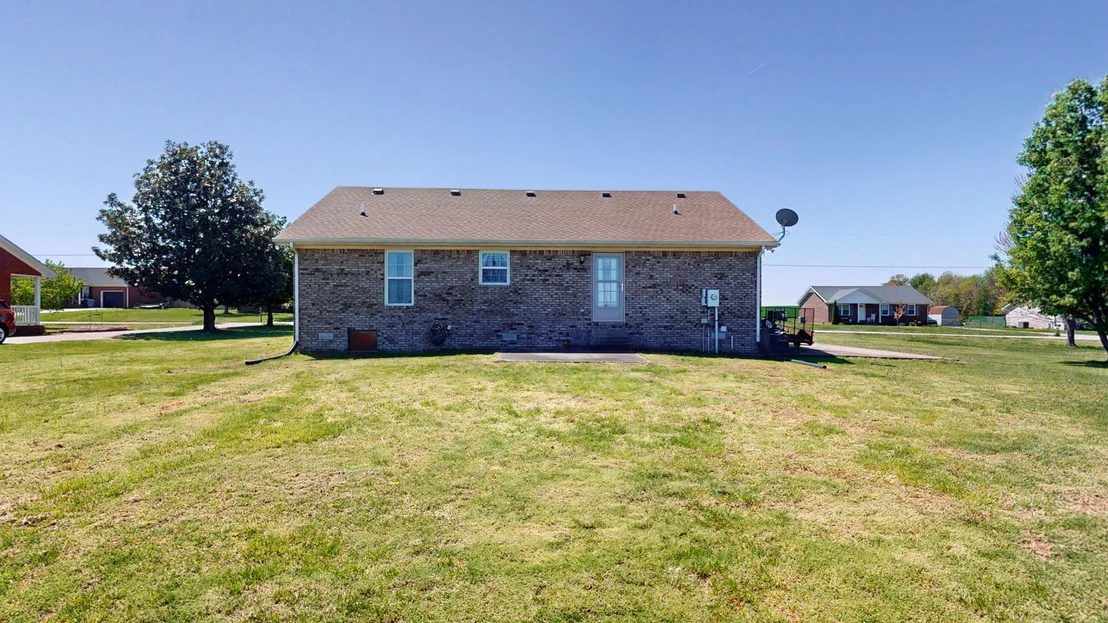 Photo of 136 Coates Rd