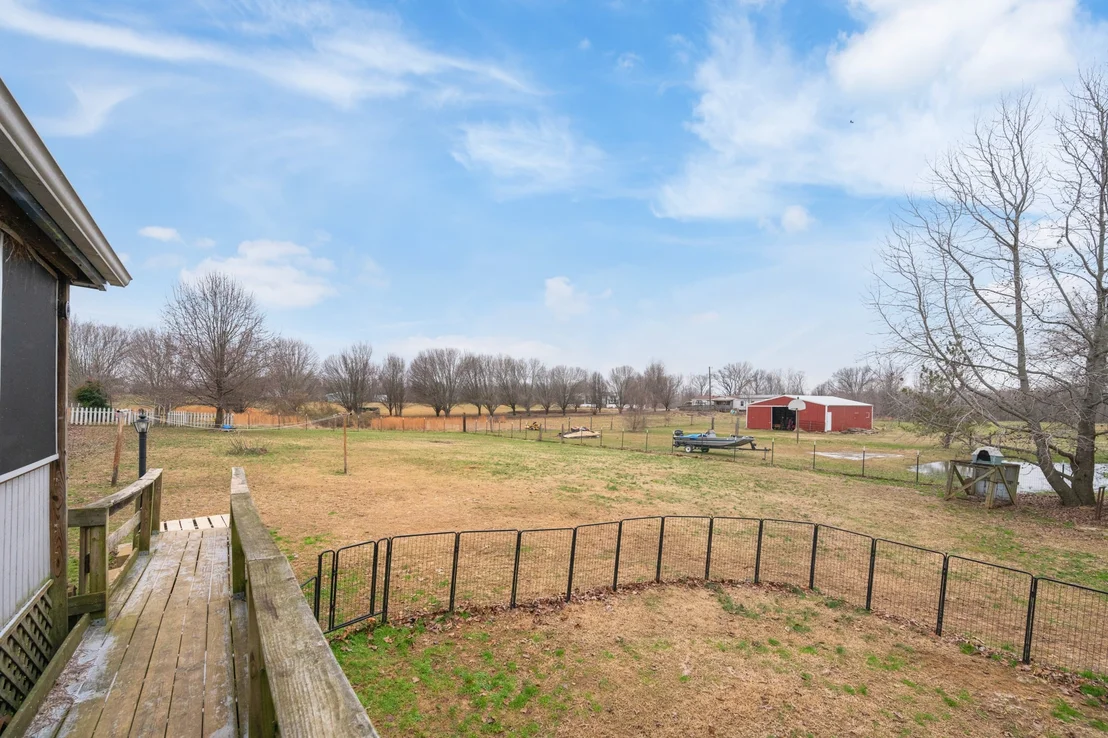 Photo of 850 Robertson Rd
