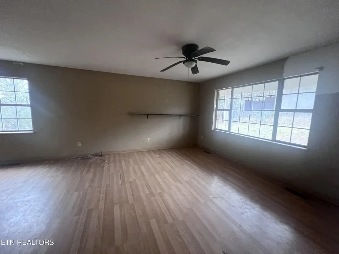 Photo of 720 Poplar Lane
