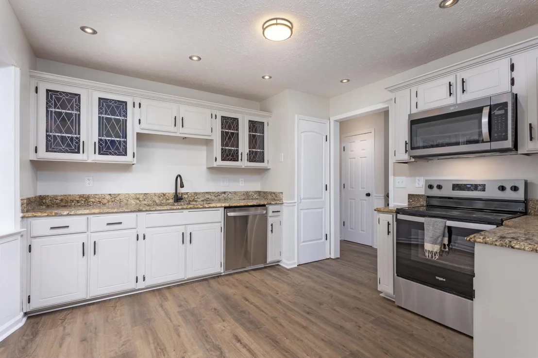 Photo of 7001 Treeline Drive