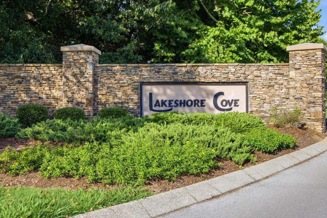 Photo of 49 Ridgelake Circle