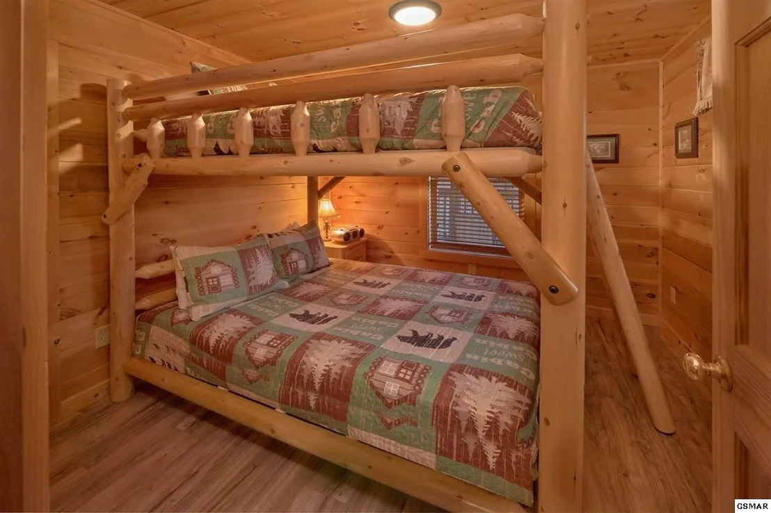 Photo of Unit BIGPINELODGE at 2220 Headrick Lead