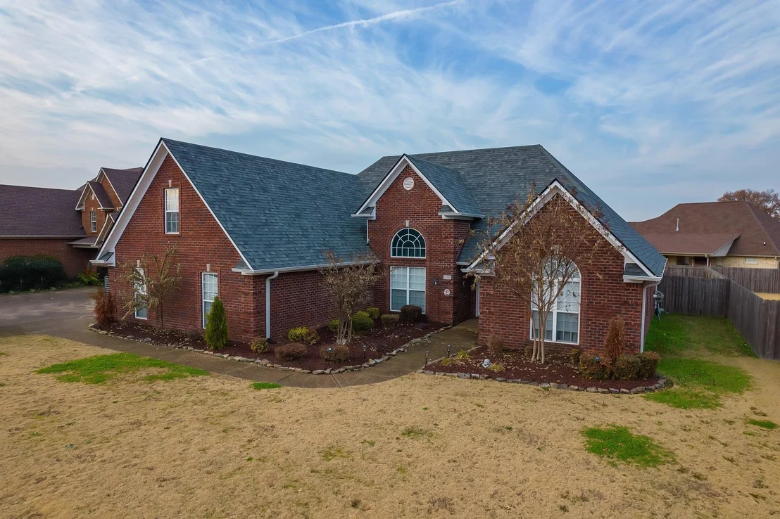 Photo of 315 SHORT LEAF DR