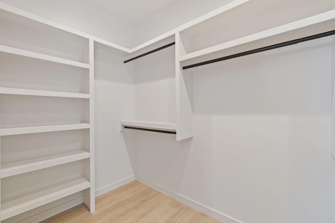 Photo of 824 Valley View Drive