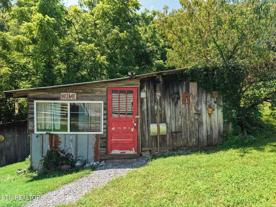 Photo of 3000 Upper Caney Valley Rd