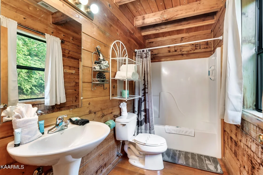 Photo of 529 Hideaway Ridge Circle