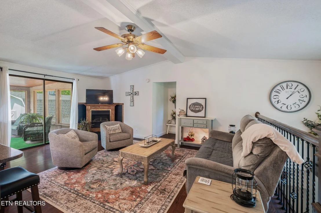 Photo of 7809 Griffith Rd