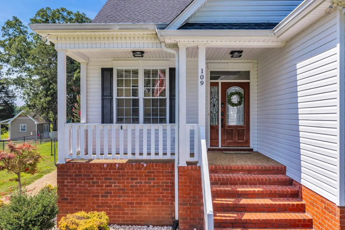 Photo of 109 Hillside Dr
