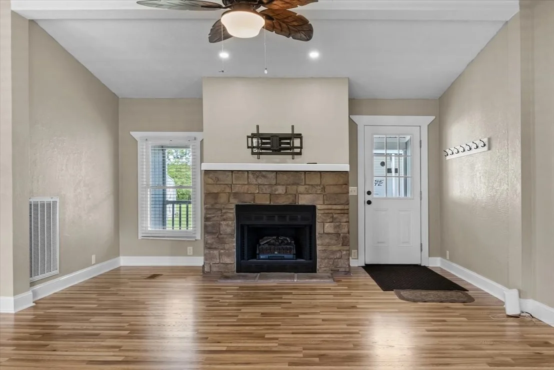 Photo of 1112 Garners Creek Rd