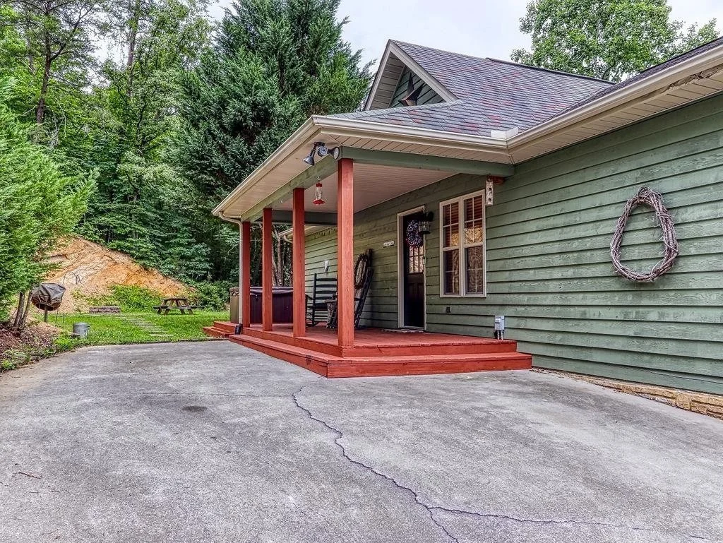 Photo of 1011 Gray Wolf Drive