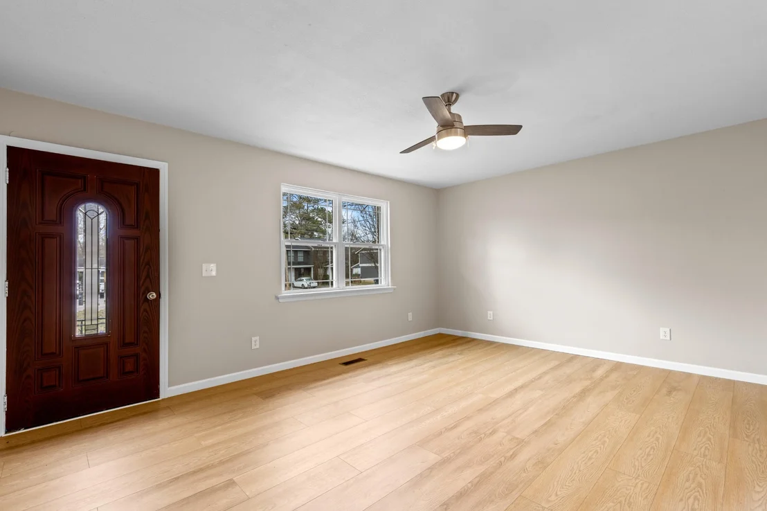 Photo of 1114 Mcbrien Rd