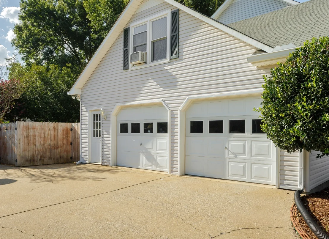 Photo of 103 Oakview St