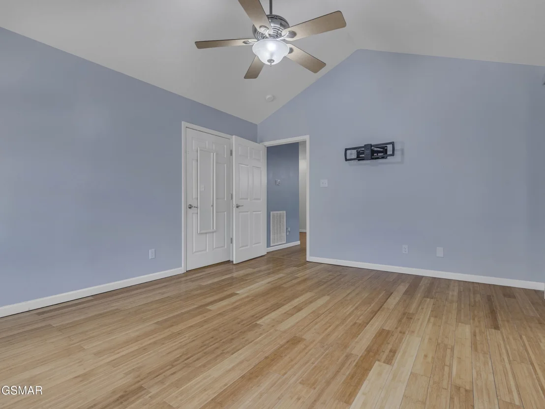 Photo of 413 Glenns Lea