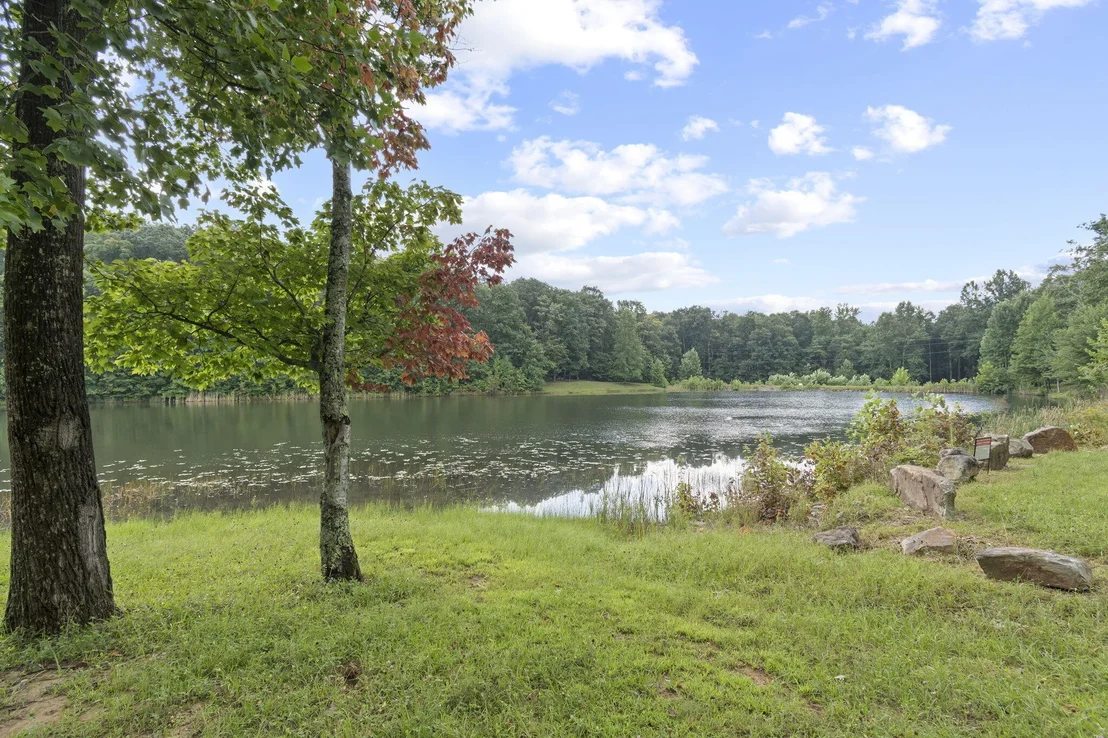 Photo of 824 Valley View Drive