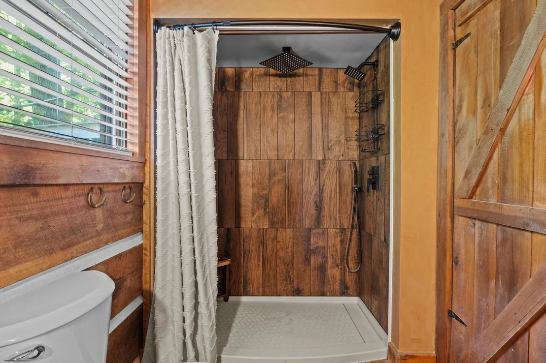 Photo of 312 Broadview Dr