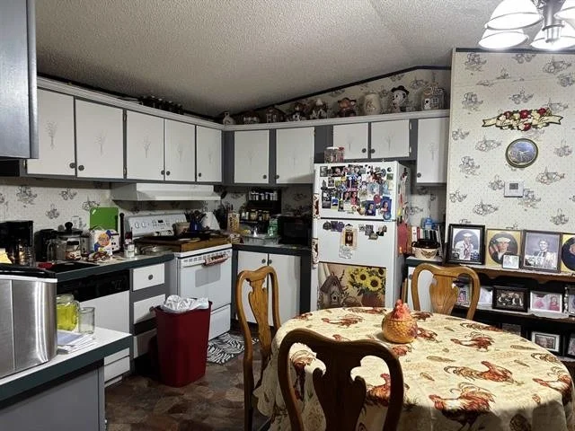 Photo of 2990 Junius Lee Rd