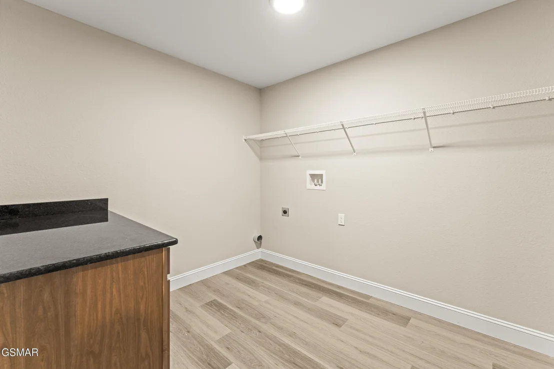 Photo of 1039 Cedar Ln