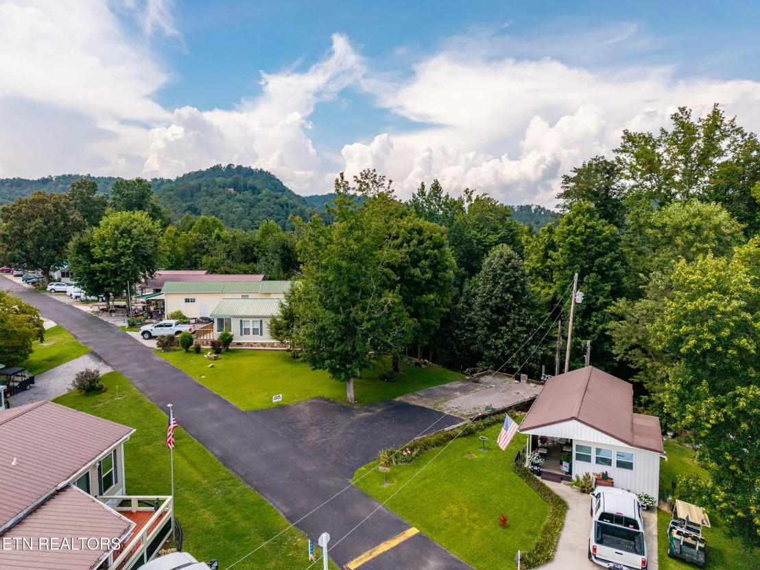 Photo of 449 Mountain Thrush Drive