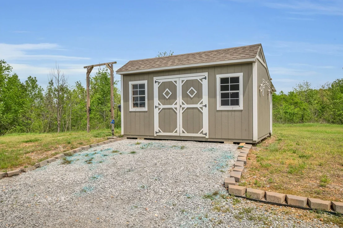 Photo of 520 Young Rd
