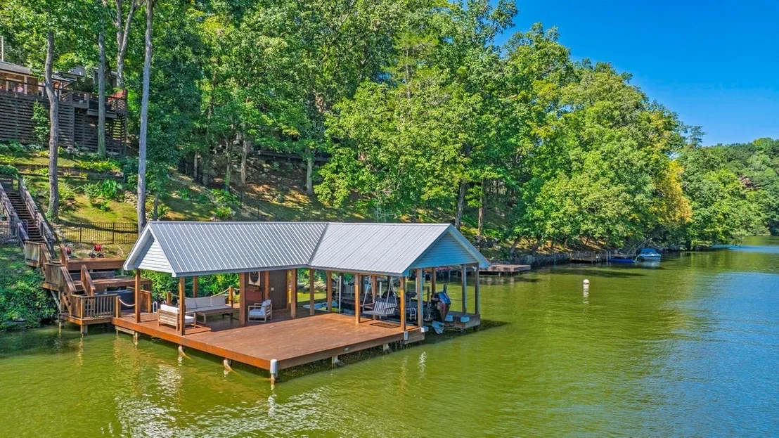 Photo of 7421 Savannah Dr