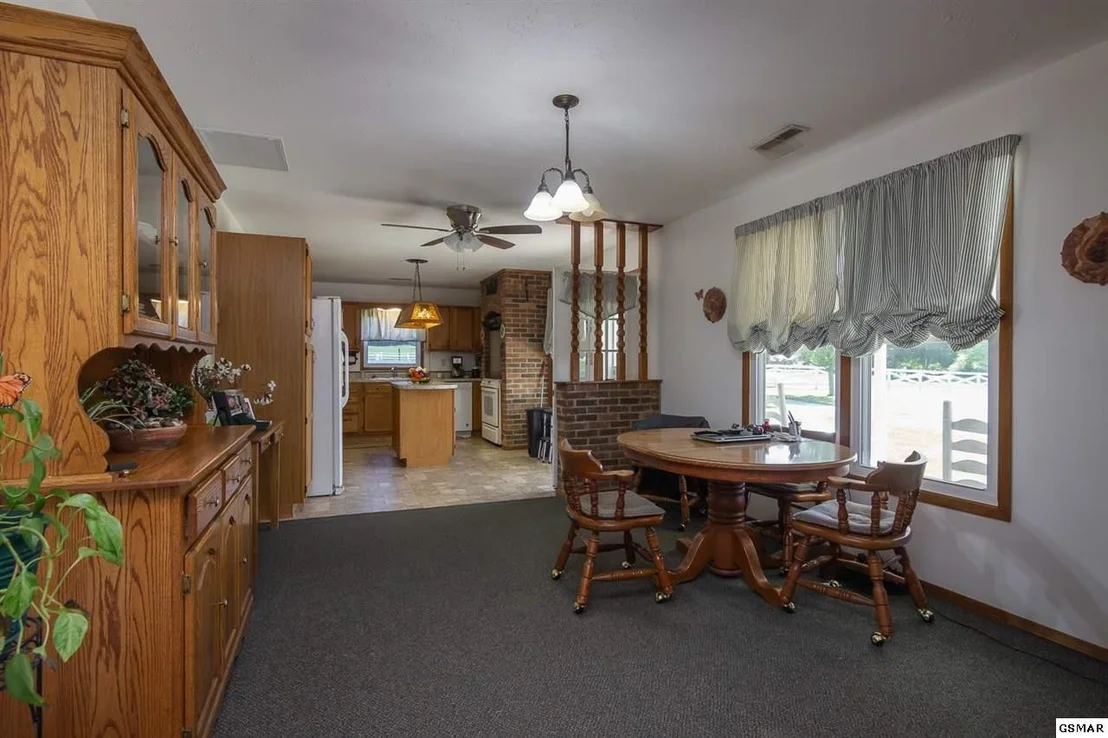 Photo of 633 Johnson Road
