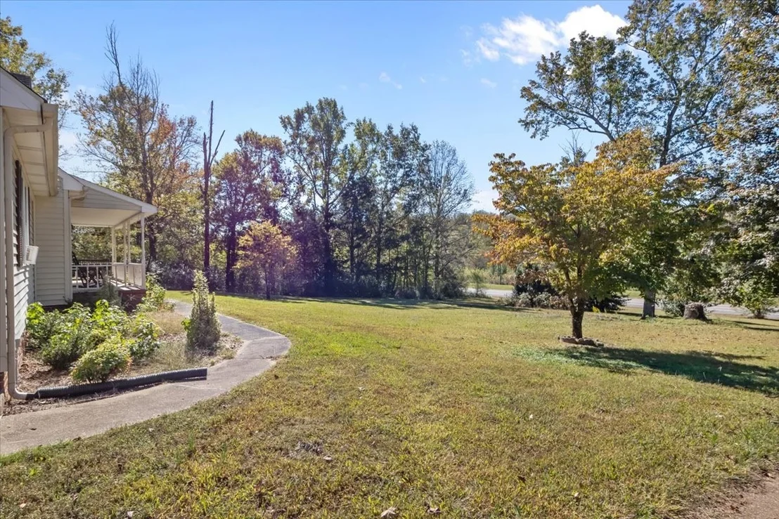 Photo of 1940 Highway 641 S