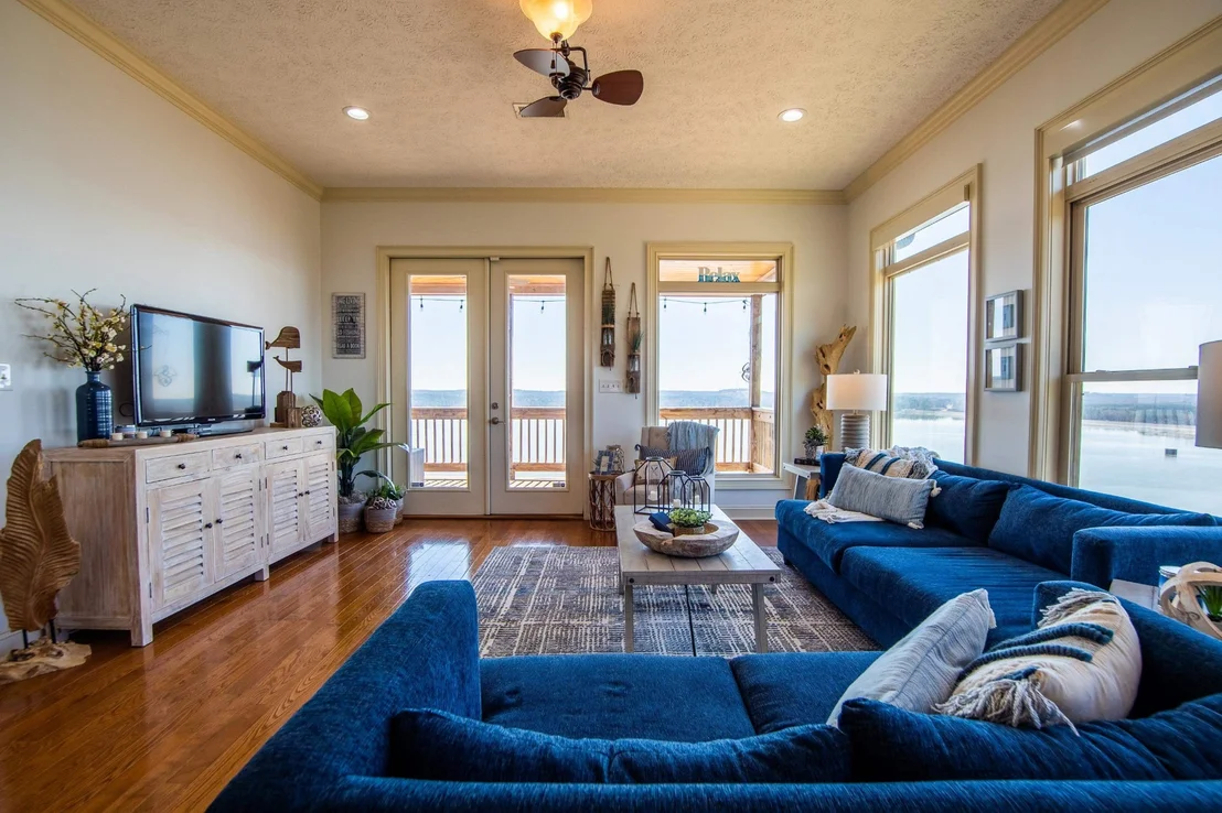 Photo of 85 HIGH POINTE DR