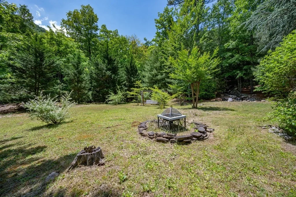 Photo of 4264 Round Top Way