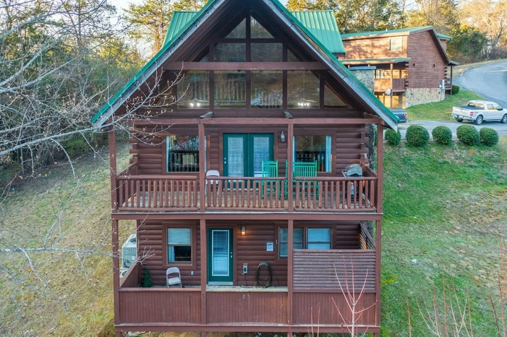 Photo of 1663 Little Cabin Loop