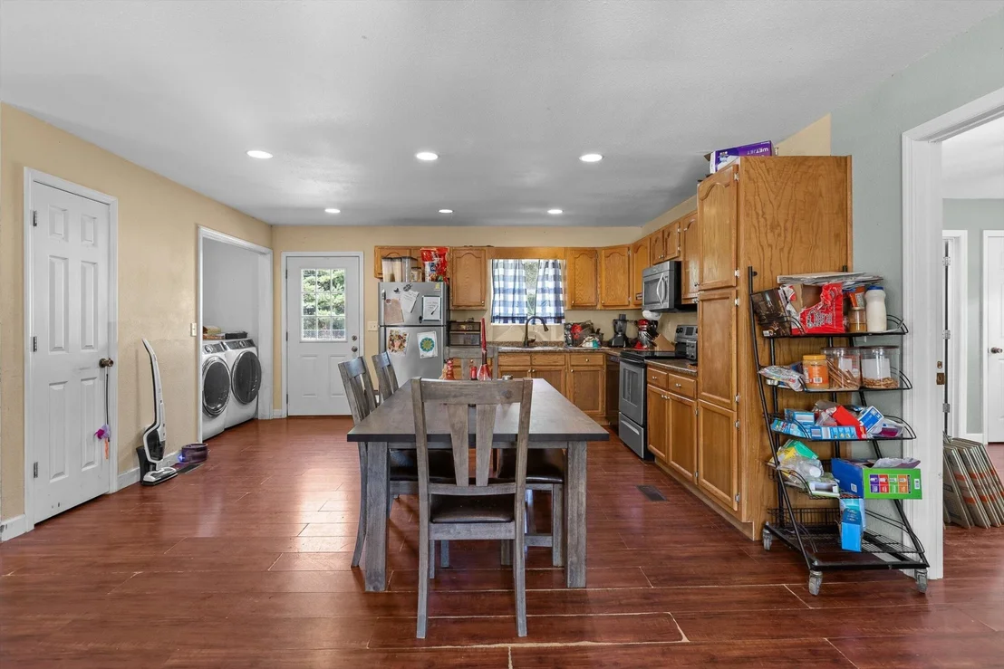 Photo of 227 Cove Trail