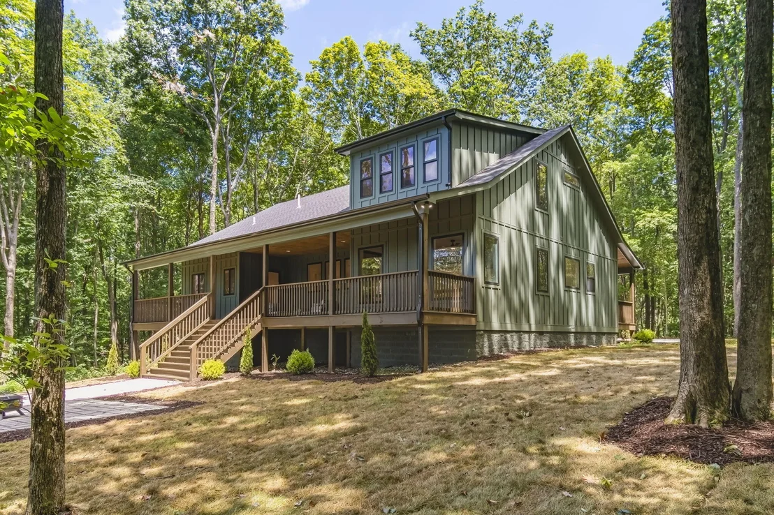 Photo of 824 Valley View Drive