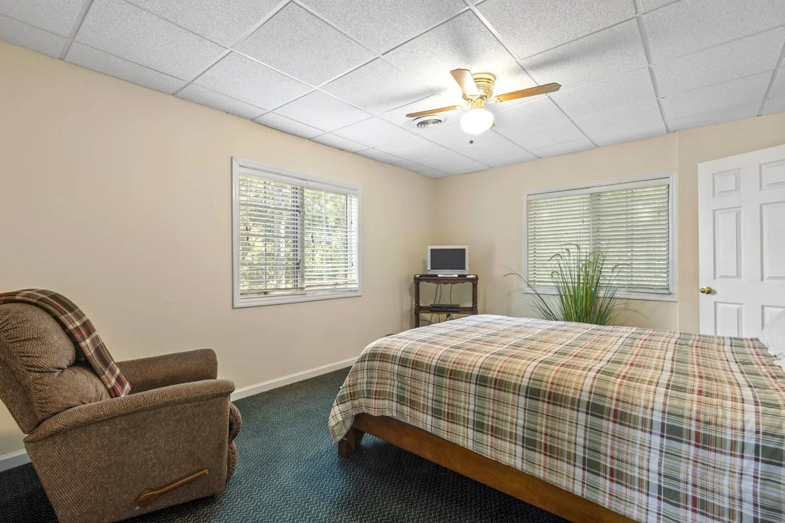 Photo of 815 Battlefield Park Drive