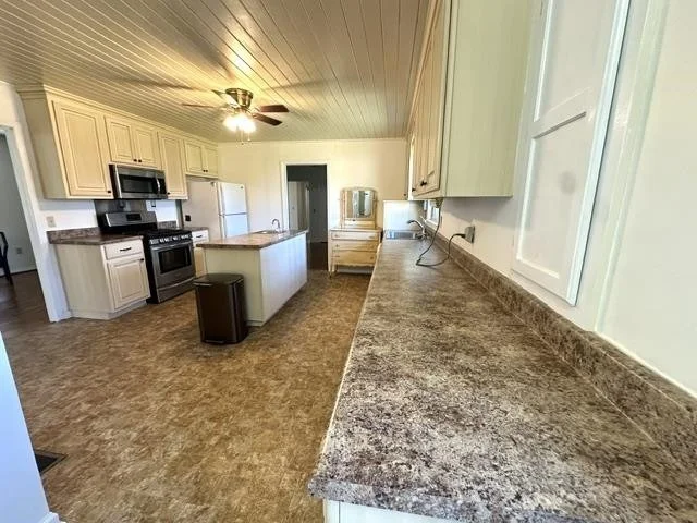 Photo of 1105 PINHOOK DR