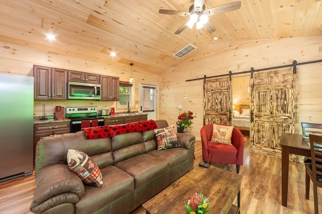 Photo of 3322 Whaley Road