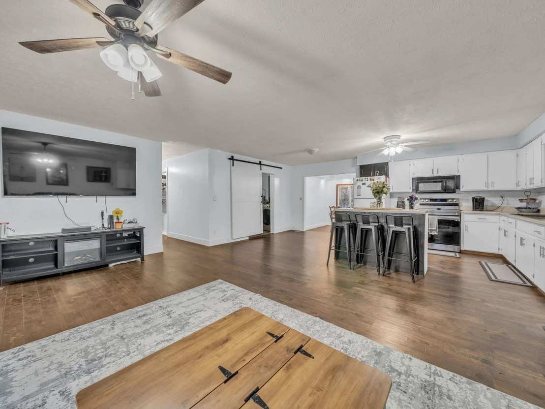 Photo of 4055 Erin Rd