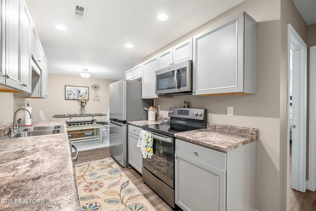Photo of 314 Two View Rd