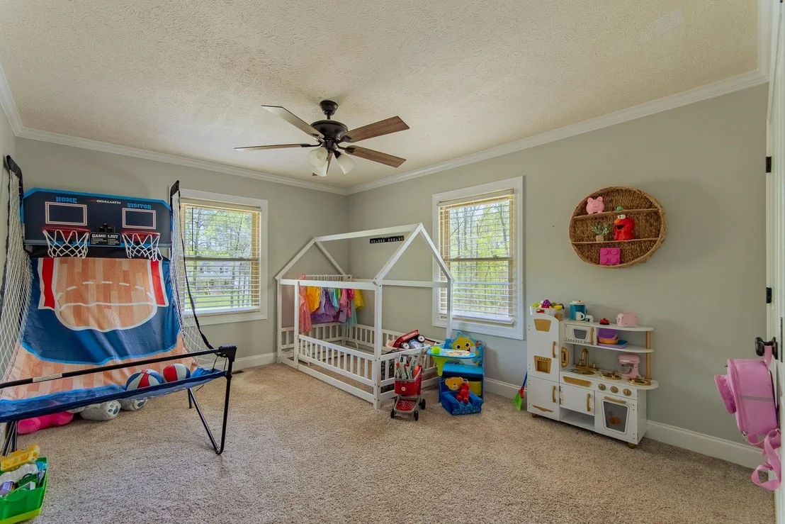 Photo of 180 HORNER DR
