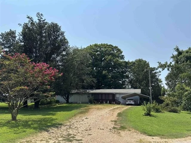 Photo of 2990 Junius Lee Rd