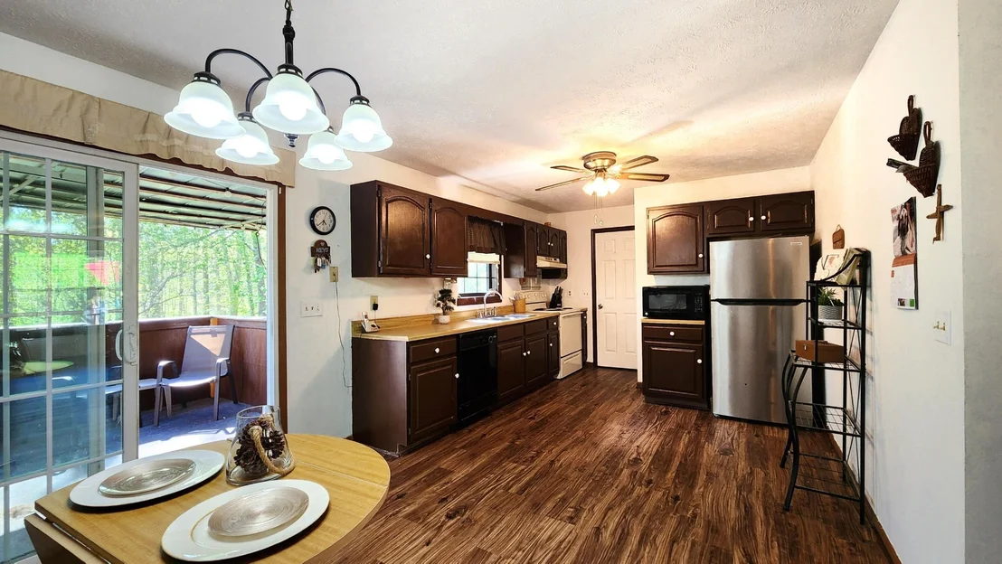 Photo of 2444 Amanda Ln