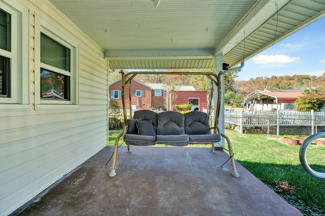 Photo of 3453 Bennett Road