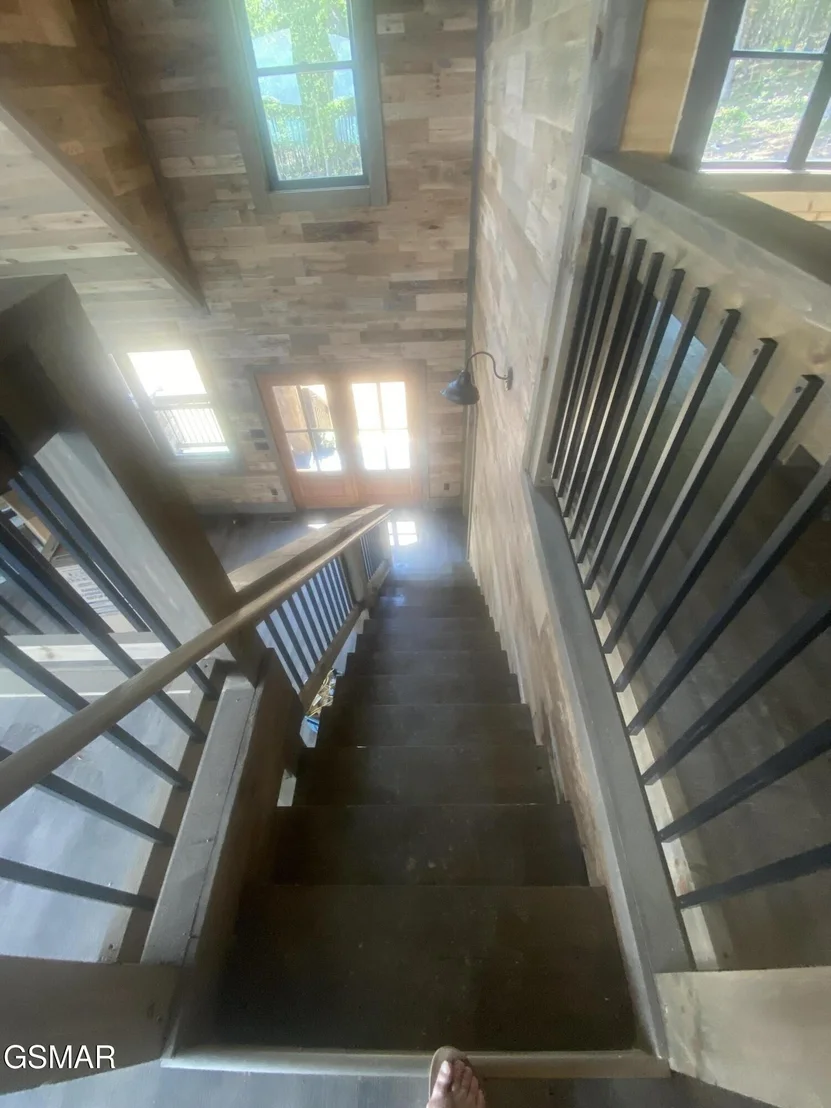 Photo of 2129 Ross Way