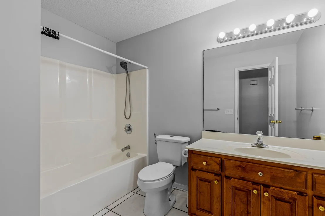Photo of 44 Buckeye Lane