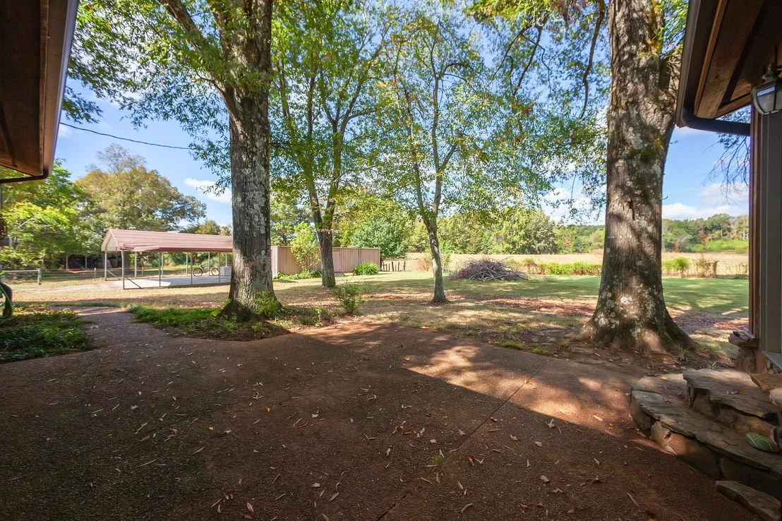Photo of 2636 Roach Rd