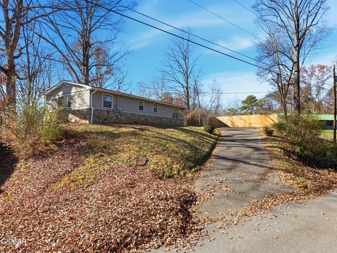 Photo of 1024 Tramel Road