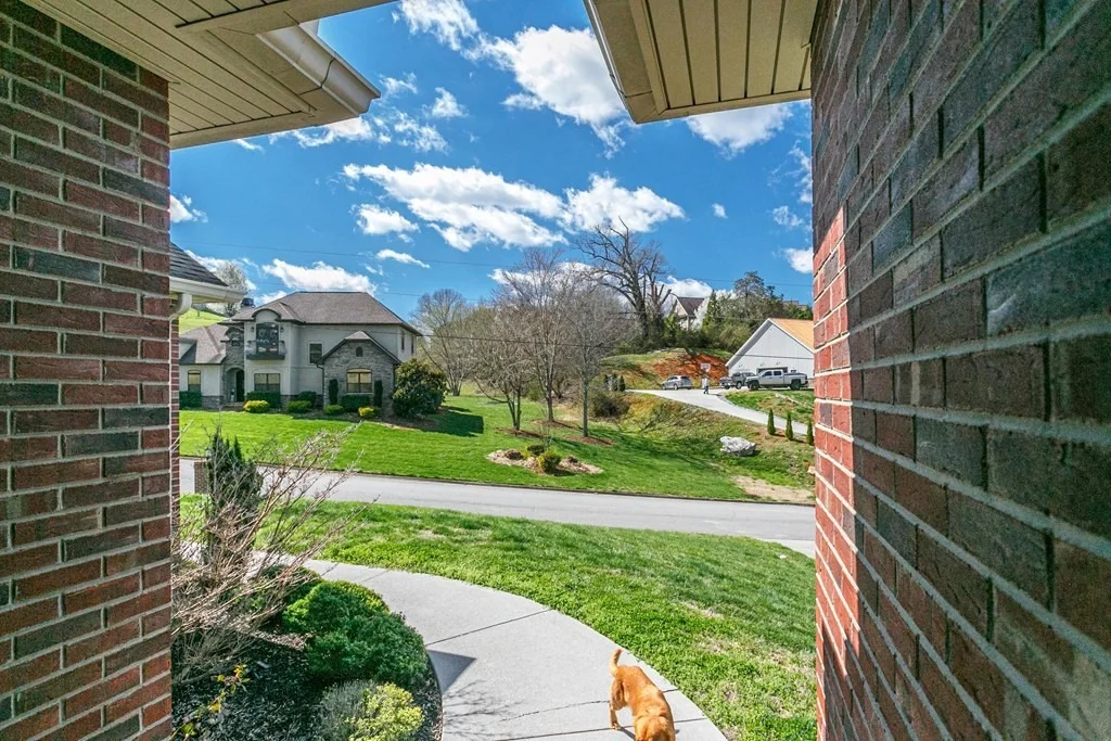 Photo of 1119 Saint Ives