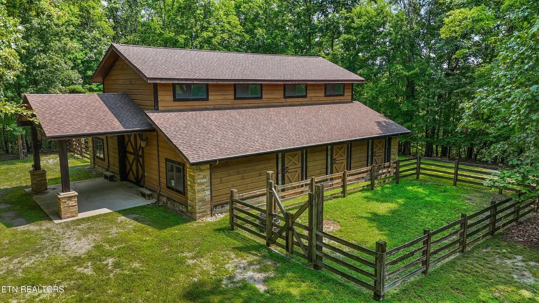 Photo of 993 Red Rock Rd
