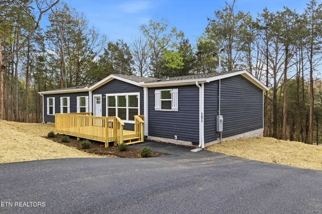 Photo of 181 Pinecrest Drive