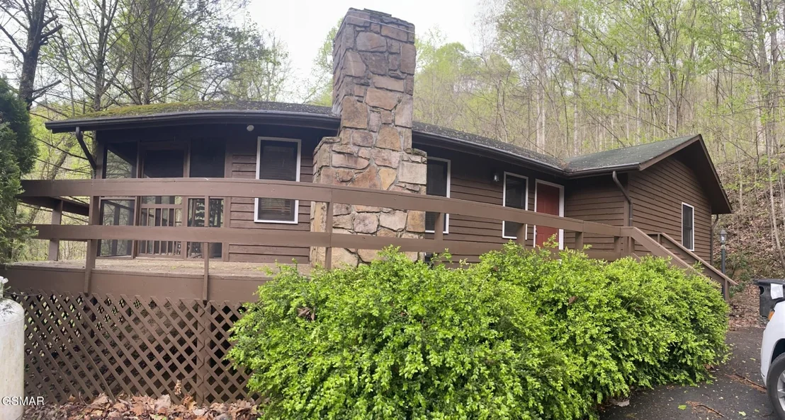 Photo of 2744 Black Walnut Flats Road