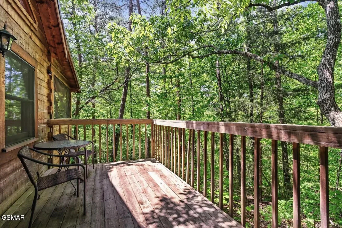 Photo of 1639 Ridgecrest Drive